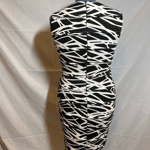 Calvin Klein Women’s Dress - Picture 3 of 4